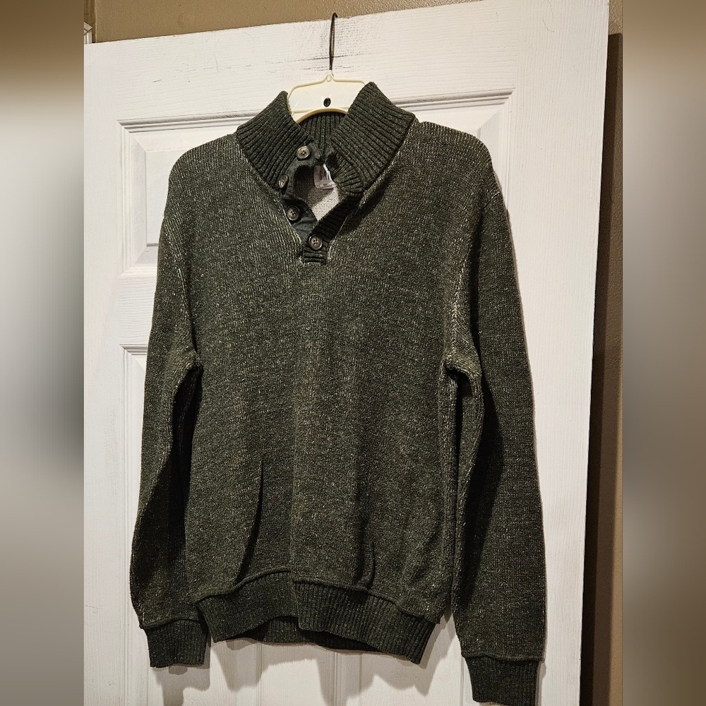 GAP SWEATER